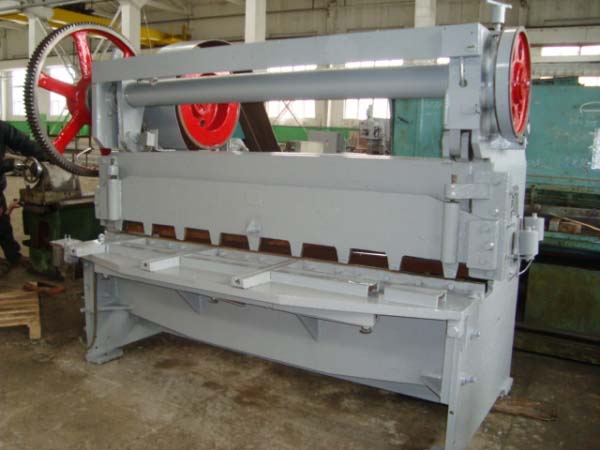 Н 475 фото гильотинных ножниц